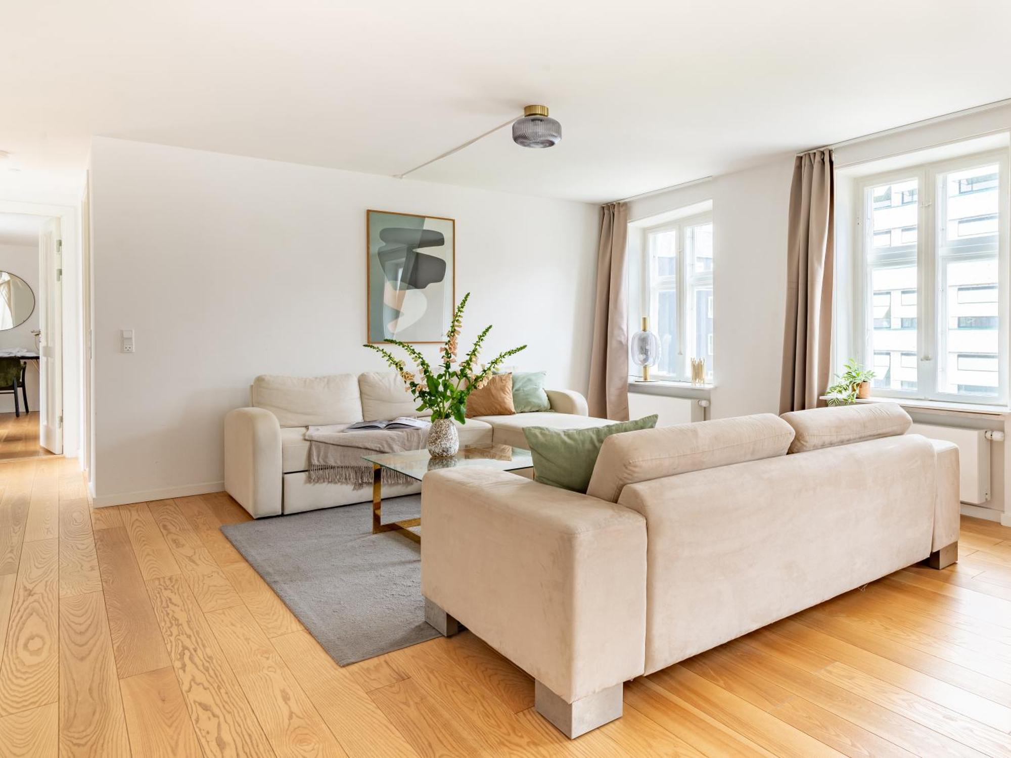 Sanders Regent - Chic Three-Bedroom Apartment Near Central Square Копенхаген Екстериор снимка